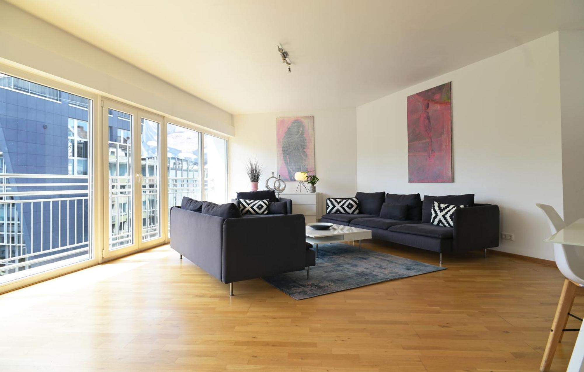 Victoria City And Koe Apartments, Dusseldorf